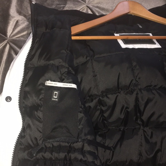 Andrew Marc womens puffer coat NWOT - Picture 3 of 8